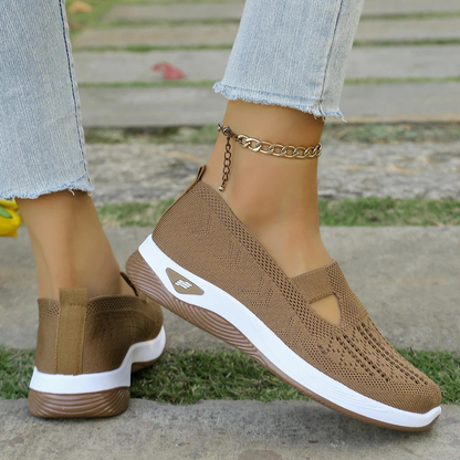 StepEase Cloud — Orthopedic Comfort Trainers