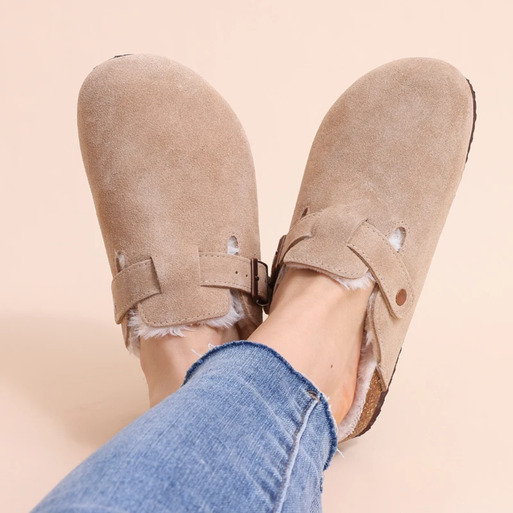 Forrow | Orthopedic Fur-Lined Suede Clogs