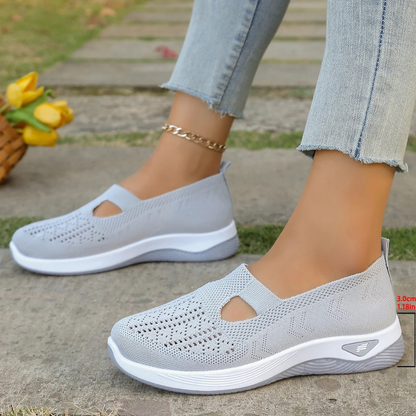 StepEase Cloud — Orthopedic Comfort Trainers
