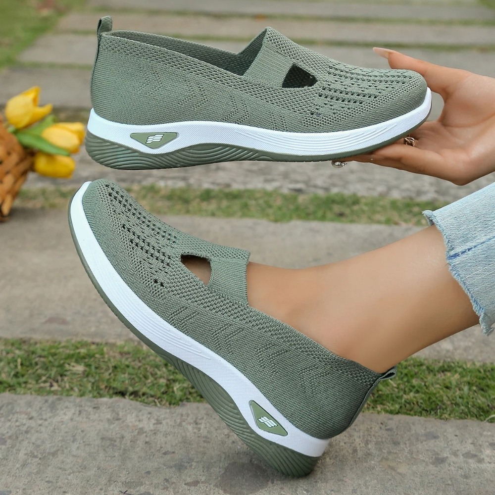 StepEase Cloud — Orthopedic Comfort Trainers